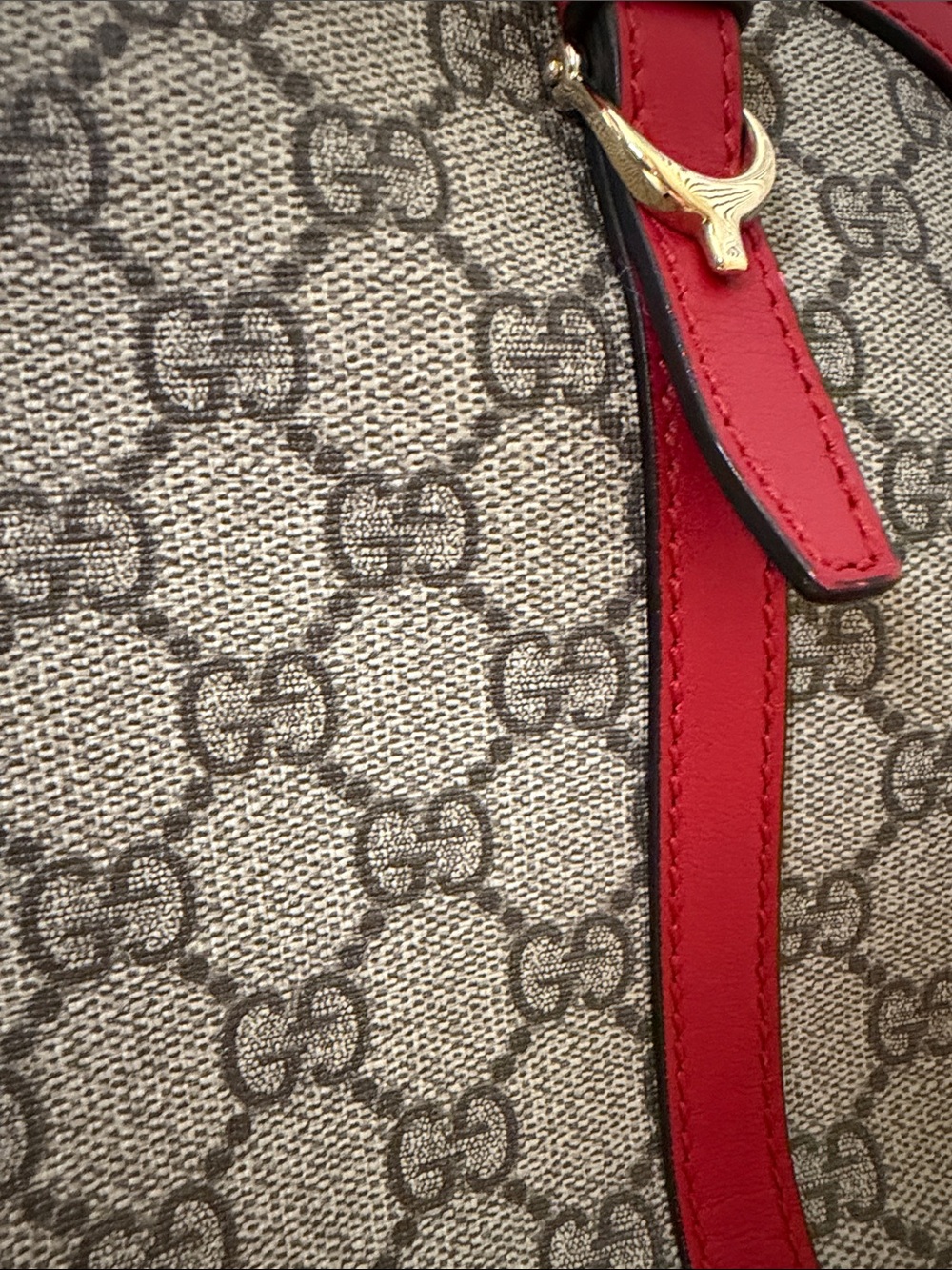 GUCCI Beige GG Supreme Satchel w/Red Leather Trim, dust bag, detachable Gucci - Picture 6 of 12